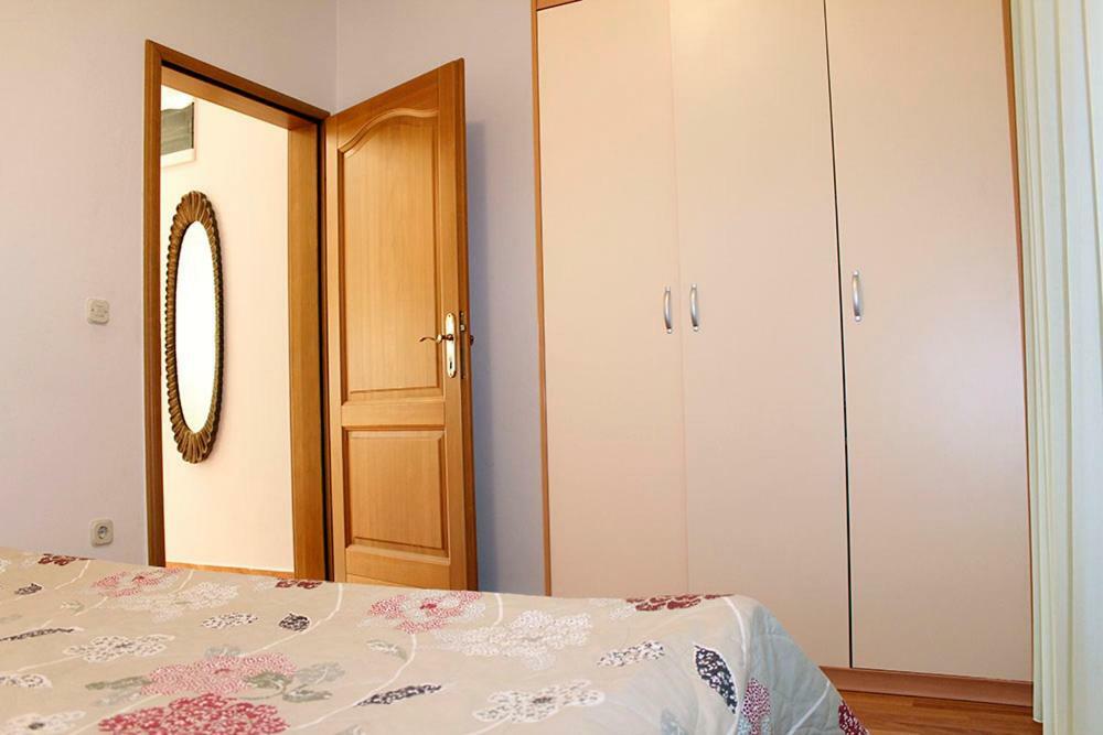 Apartmani Zeljko Metajna Exterior photo